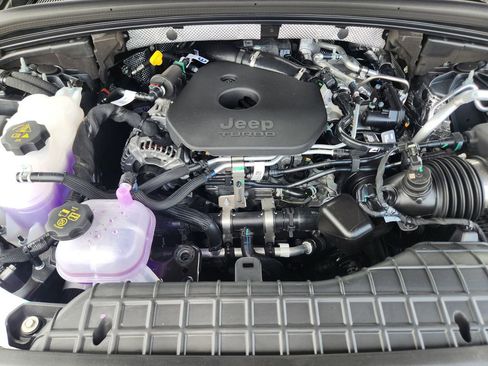 New 2026 Jeep Grand Cherokee Altitude RWD image 20