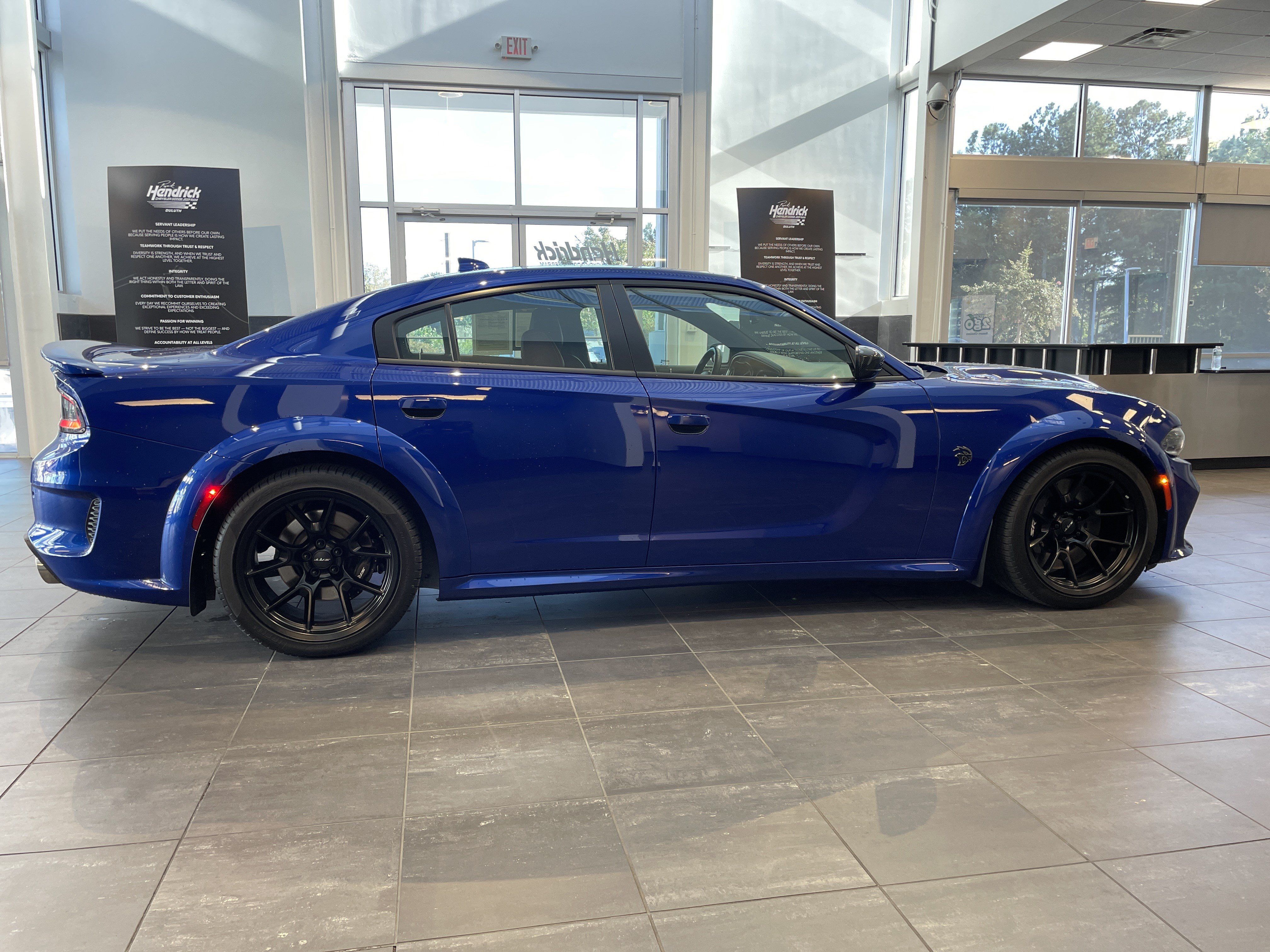 Used 2021 Dodge Charger SRT Hellcat RWD image 10