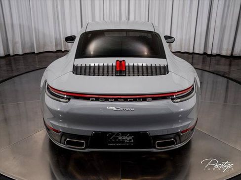 Used 2021 Porsche 911 Carrera RWD image 10