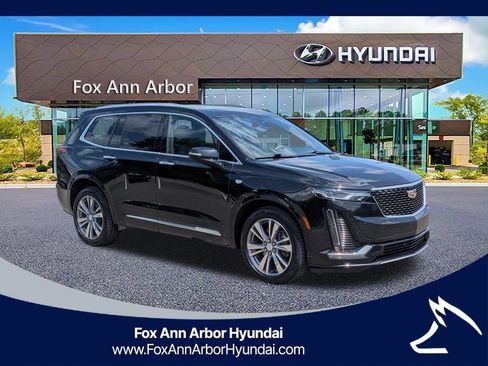 Used 2023 Cadillac XT6 Premium Luxury w/ Technology Package AWD/4WD image 7