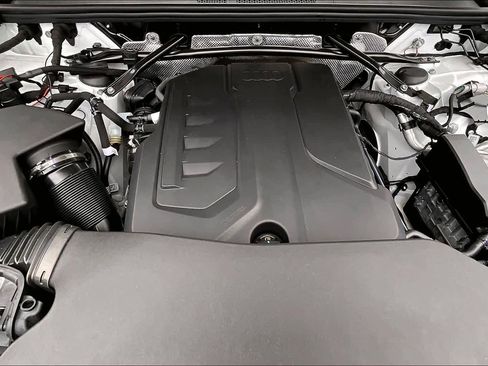 New 2025 Audi Q5 Premium Plus image 16