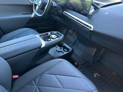 Certified 2023 BMW iX xDrive50 w/ Sport Package AWD/4WD image 20
