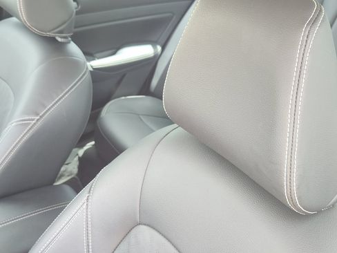 Certified 2025 Nissan Altima 2.5 SL FWD image 18