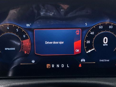 Used 2025 Ford Mustang Premium RWD image 23