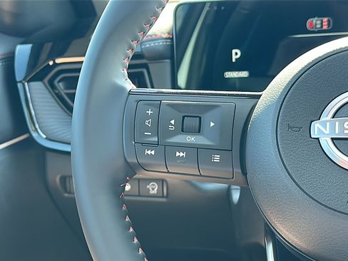 New 2026 Nissan Kicks SR image 19