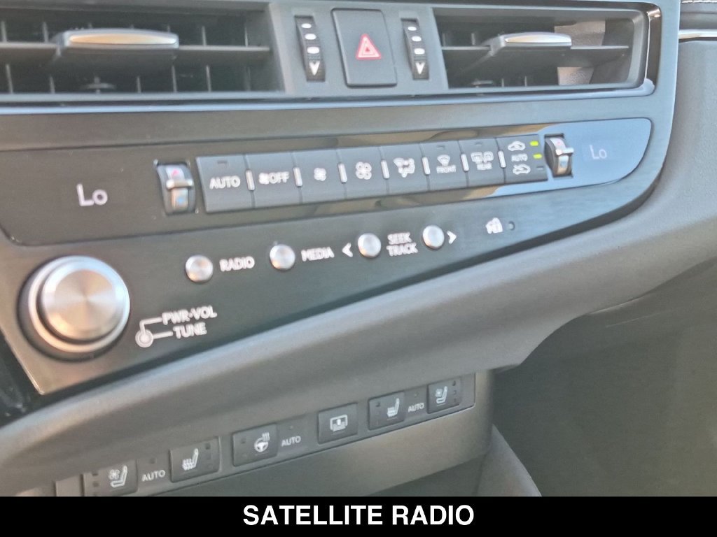 Used 2025 Lexus ES 350 Ultra Luxury w/ Accessory Package (Z2) FWD image 24