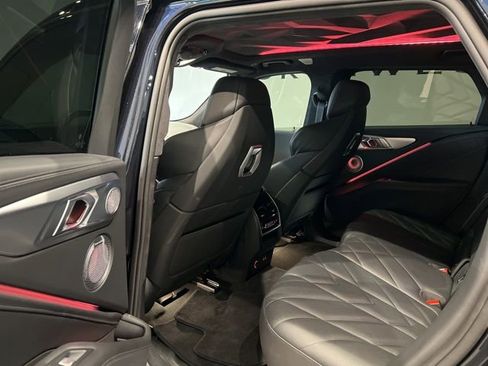 Used 2023 BMW XM image 25