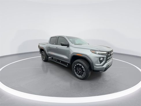 Used 2026 GMC Canyon AT4 image 2