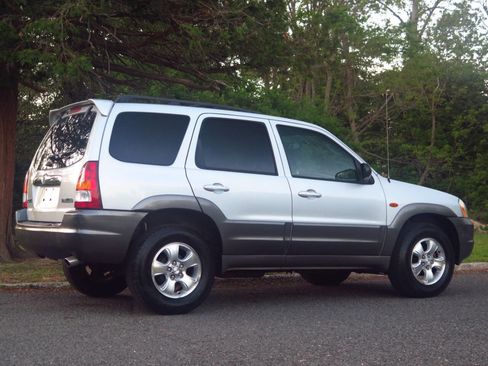 Used 2003 MAZDA Tribute ES AWD/4WD image 4