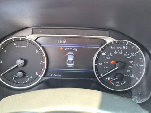 Used 2022 Nissan Altima 2.5 SR w/ Midnight Edition Package AWD/4WD image 13