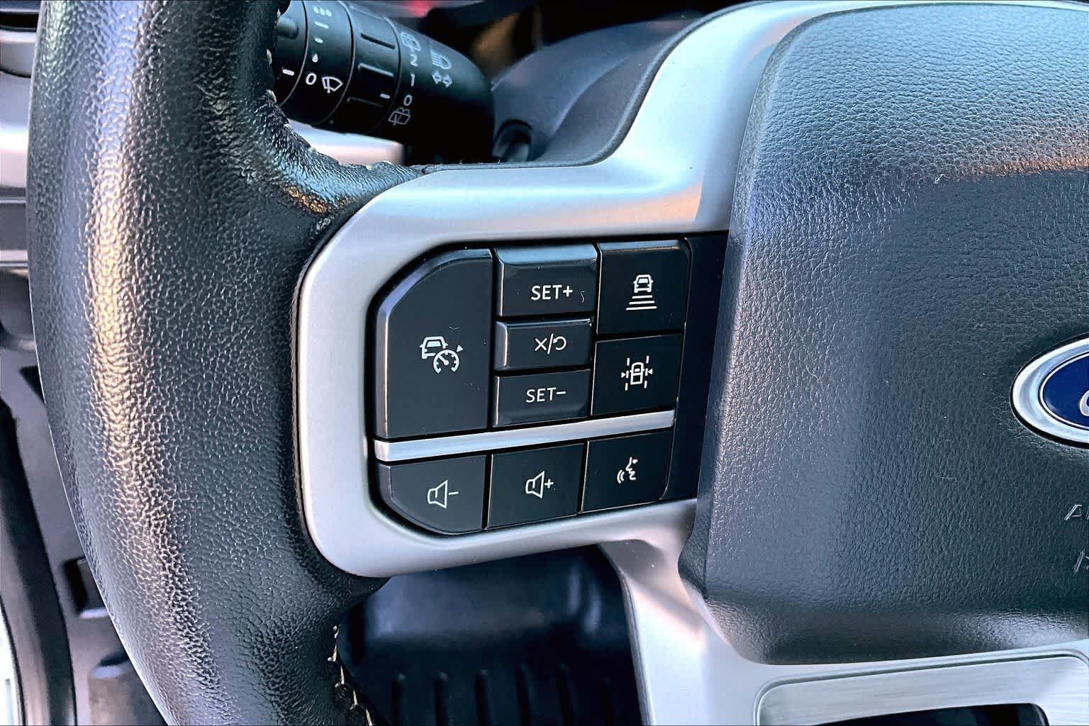 Used 2024 Ford Expedition Max XLT AWD/4WD image 23