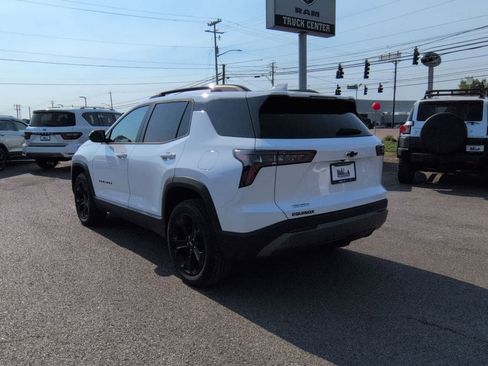 Used 2025 Chevrolet Equinox LT w/ Midnight Edition FWD image 6