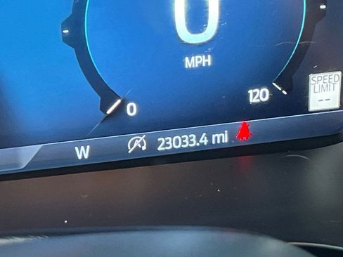 Used 2024 Ford F150 Lariat w/ FX4 Off-Road Package image 19