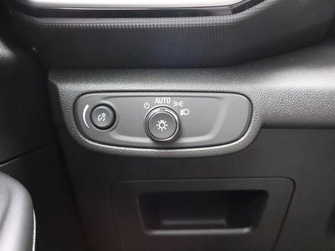 Used 2023 Chevrolet TrailBlazer LS image 13