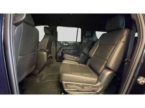 Used 2022 Chevrolet Suburban LT w/ Max Trailering Package AWD/4WD image 15