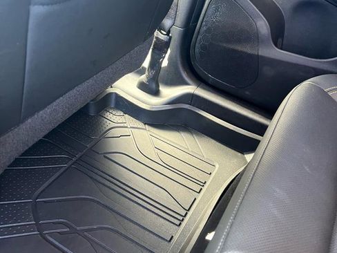 Used 2024 Chevrolet Trax ACTIV w/ Sunroof Package image 17