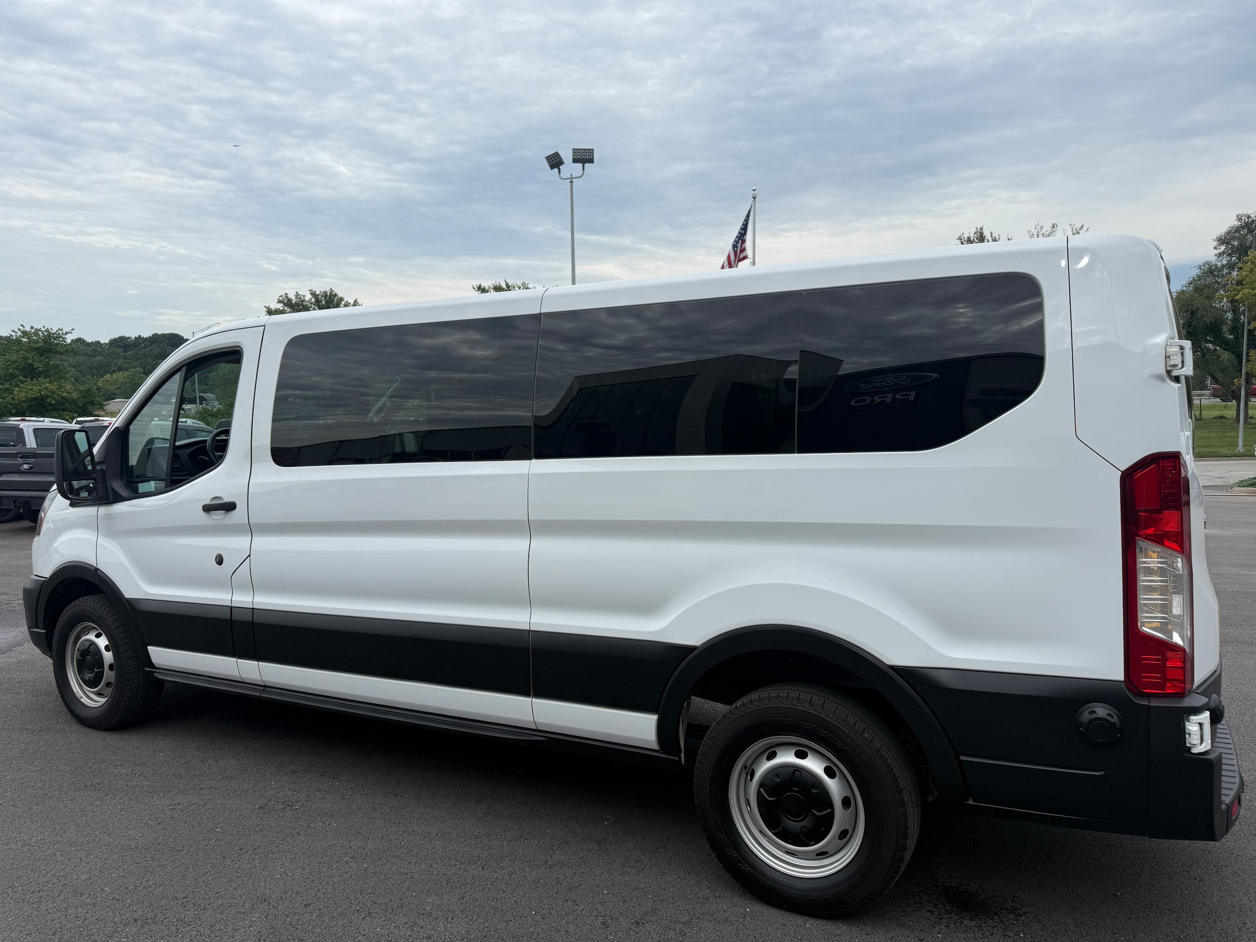 Used 2024 Ford Transit 350 XL RWD image 6