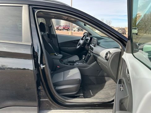 Used 2021 Hyundai Kona SEL Plus image 28