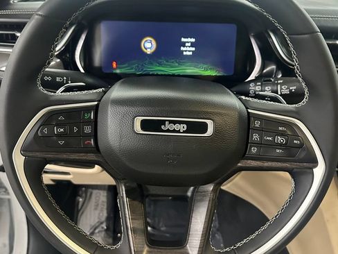 Used 2022 Jeep Grand Cherokee Limited 4xe AWD/4WD image 15