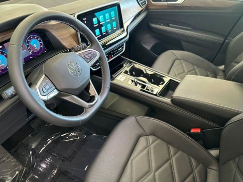 New 2026 Volkswagen Atlas SE AWD/4WD image 9