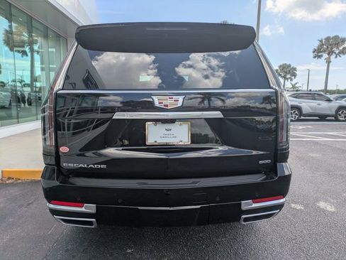 New 2026 Cadillac Escalade ESV Luxury w/ Touring Package AWD/4WD image 5