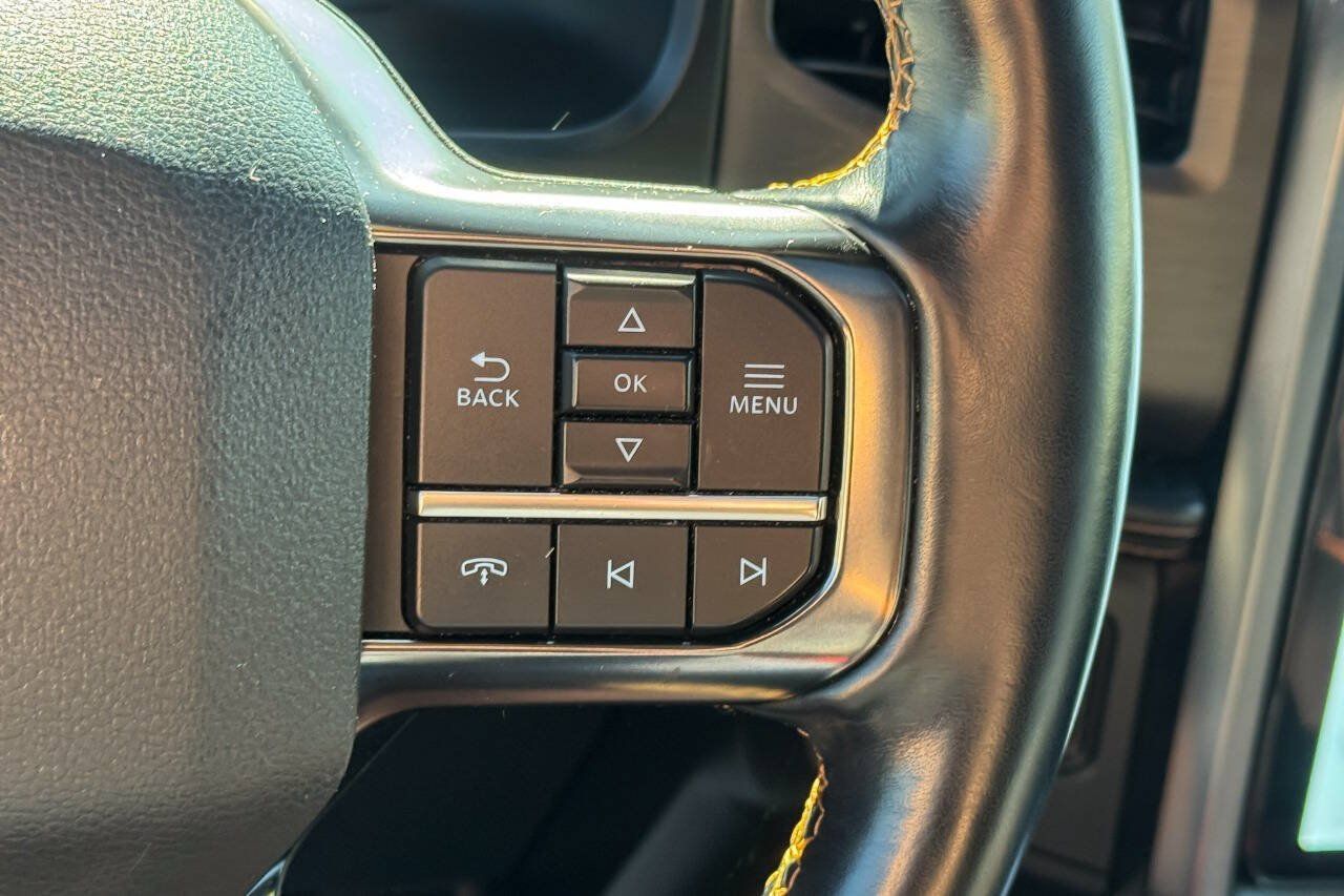 Used 2022 Ford Expedition Max Platinum AWD/4WD image 34