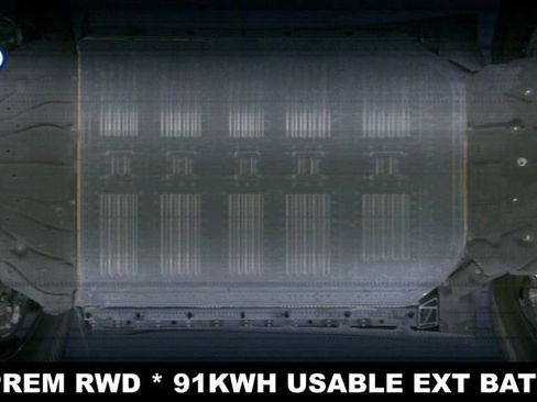 Used 2022 Ford Mustang Mach-E Premium image 20