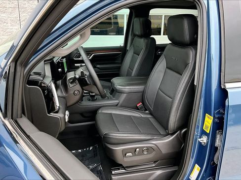 Used 2024 GMC Sierra 1500 Denali w/ Denali Reserve Package RWD image 8
