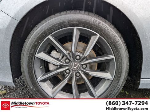 Used 2022 Honda Accord EX-L image 9