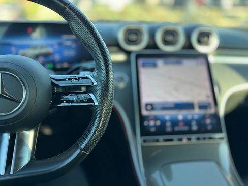 Used 2023 Mercedes-Benz C 300 Sedan image 8