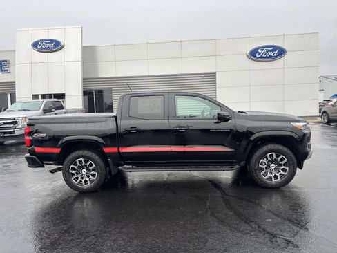 Used 2024 Chevrolet Colorado Z71 w/ Z71 Convenience Package 2 image 10