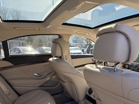 Used 2017 Mercedes-Benz S 550 4MATIC Sedan image 24