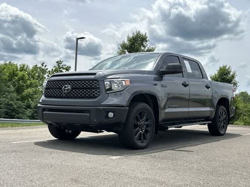 Used 2021 Toyota Tundra SR5 w/ SR5 Upgrade Package AWD/4WD image 25