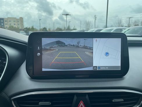 Used 2023 Hyundai Santa Fe SEL image 17