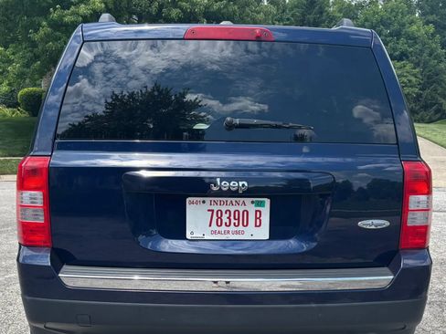 Used 2016 Jeep Patriot High Altitude FWD image 5