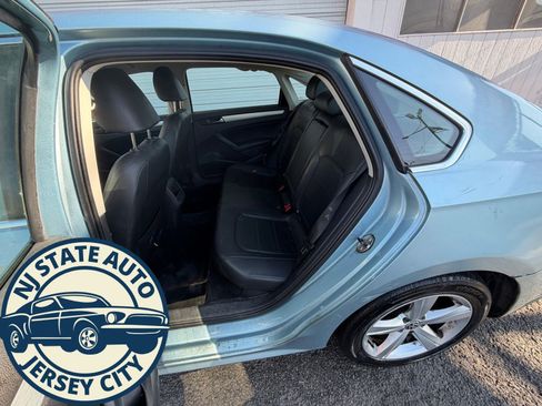 Used 2012 Volkswagen Passat 2.5 SE FWD image 5
