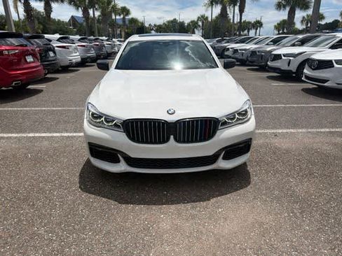 Used 2018 BMW 750i RWD image 8