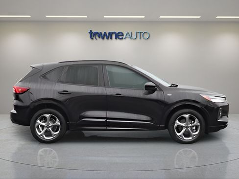 Used 2023 Ford Escape ST-Line Select w/ Tech Pack #1 AWD/4WD image 6