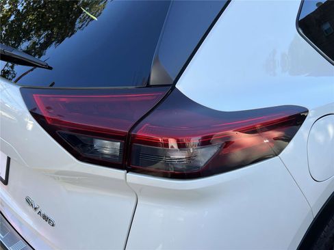 Certified 2023 Nissan Rogue SV image 11