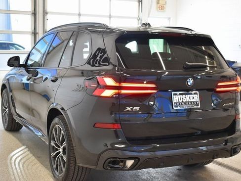 New 2026 BMW X5 xDrive40i w/ M Sport Package image 10
