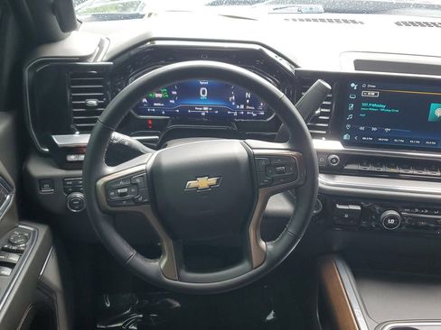 Certified 2024 Chevrolet Silverado 2500 High Country w/ Technology Package AWD/4WD image 18
