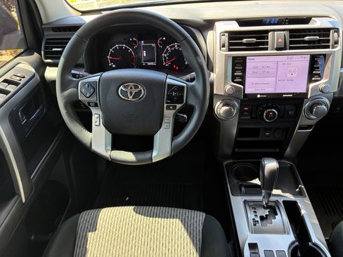 Used 2022 Toyota 4Runner SR5 image 22