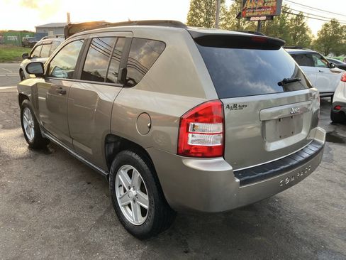 Used 2007 Jeep Compass Sport w/ PWR Equipment Group image 6