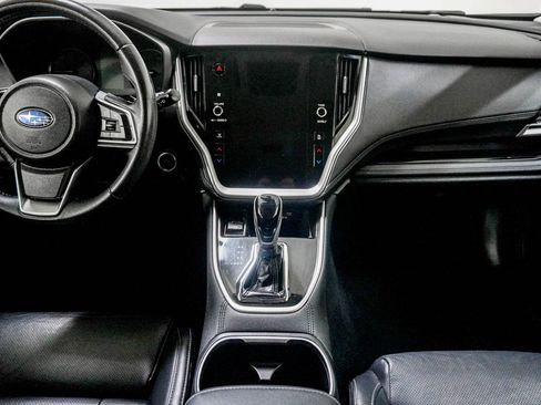 Used 2020 Subaru Outback Limited image 19