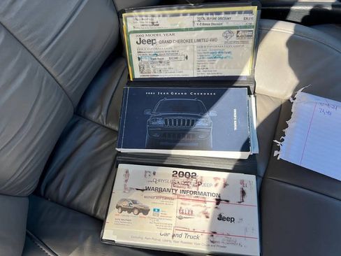 Used 2002 Jeep Grand Cherokee Limited AWD/4WD image 16
