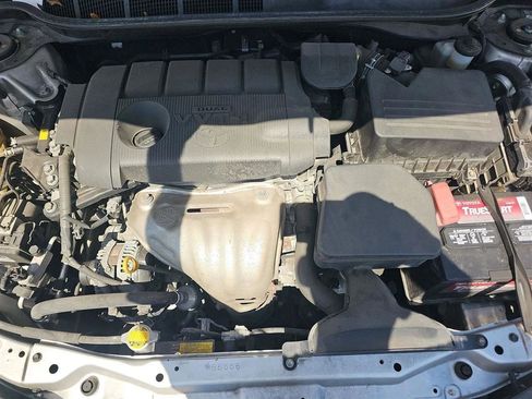 Used 2010 Toyota Camry FWD image 16