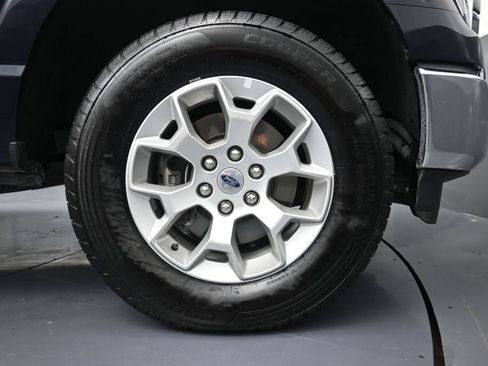 Used 2023 Ford F150 XLT AWD/4WD image 5