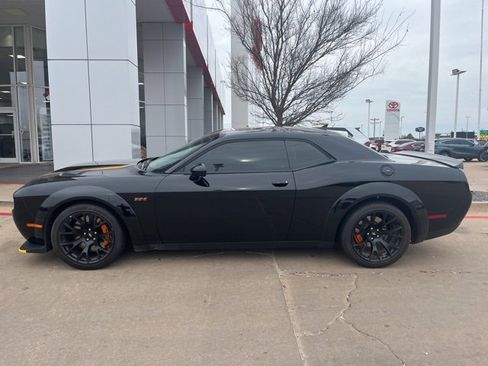 Used 2022 Dodge Challenger R/T Scat Pack image 3