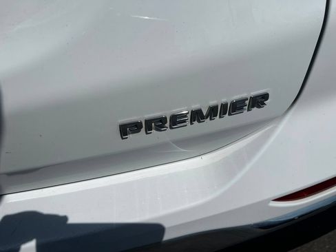 Used 2021 Chevrolet Equinox Premier FWD image 10