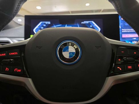Used 2025 BMW i4 xDrive40i w/ M Sport Package AWD/4WD image 22
